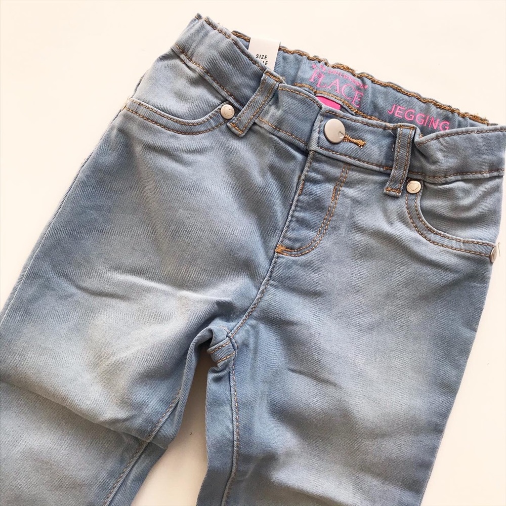 The children’s place NWT light wash jeggings 3T - Picture 2 of 3